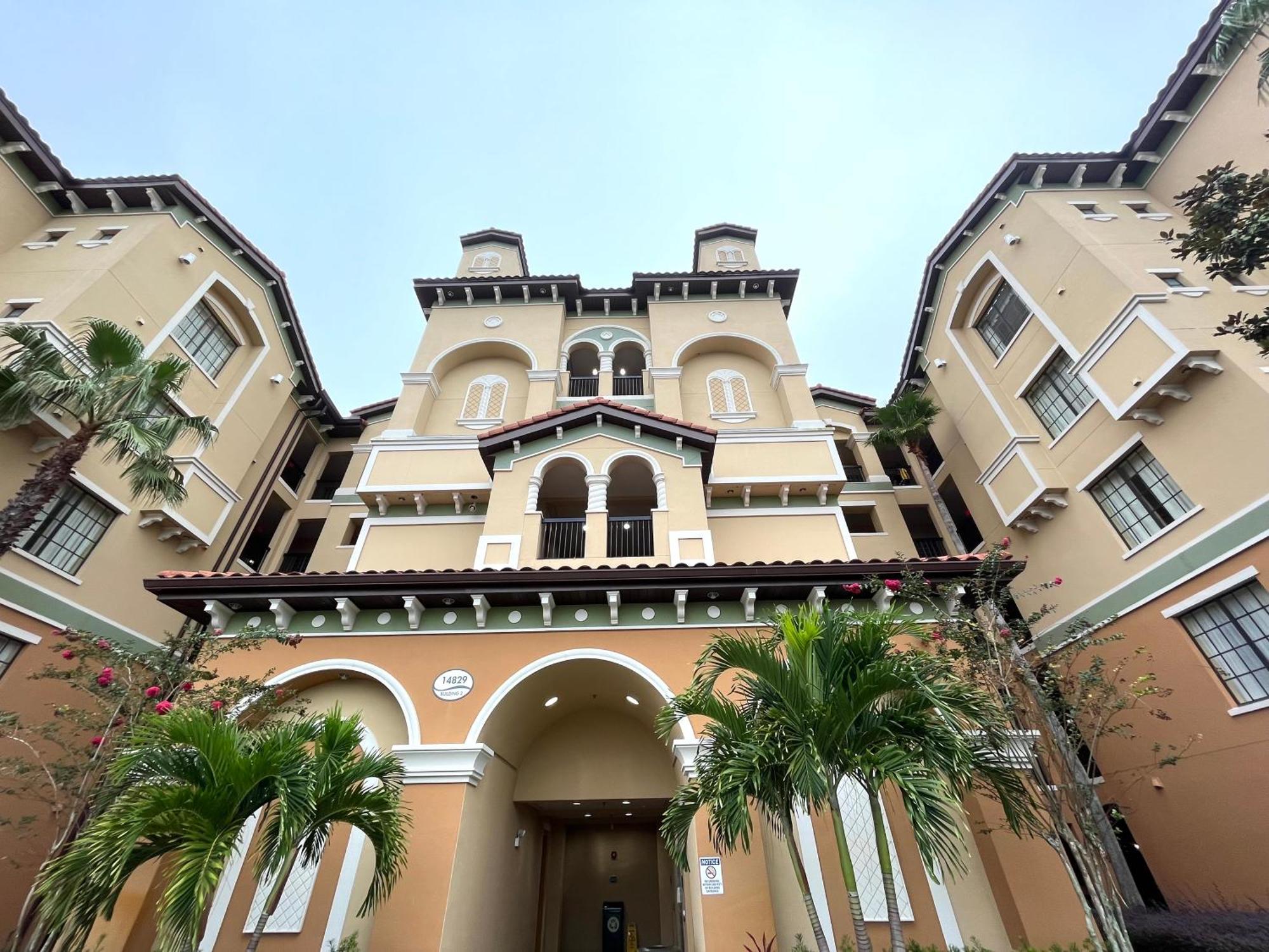 Отель The Berkley, Orlando Four Corners Экстерьер фото